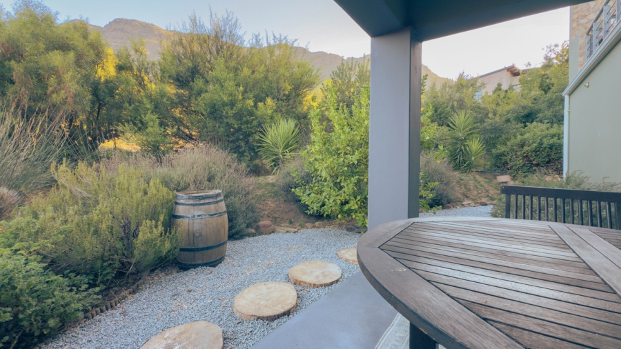 2 Bedroom Property for Sale in Ongegund Village Western Cape